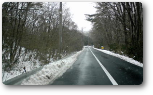 雪が降ったり止んだり